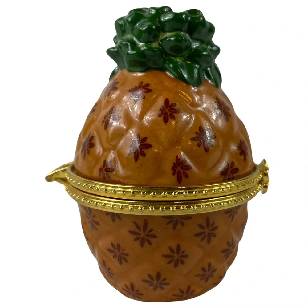 Vintage Limoges Unique Ceramic Pineapple Pill Ring Box Hand Painted Tropical VTG